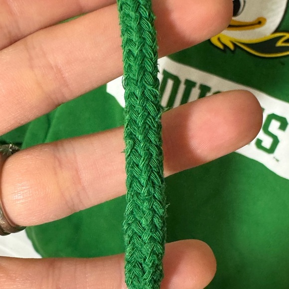 Nike Women’s Oregon Ducks Green Sweatshirt - Picture 7 of 8